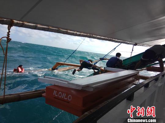 圖為救助現(xiàn)場。 中交公路規(guī)劃設計院有限公司 攝